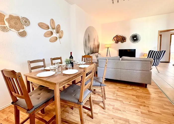 Apartment Holiday Appartement,kostenfrei Parkplatz,Innenstadt,3 Bdr,6 Personen,Babybett Bautzen